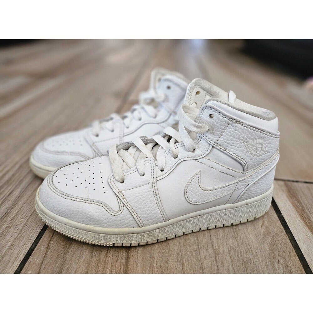Jordan 1 Mid Kids White Sneakers -Style 554725 130 Size 4Y